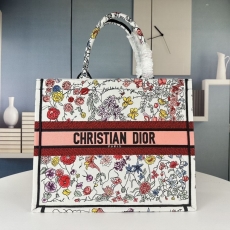 Dior Shopping Bags